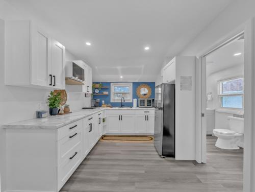 Parkview Boho Cottage 4 - Birch Burrow in เลียมิงตัน (ON)