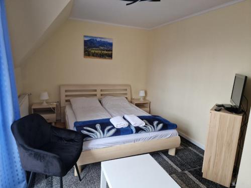 1 queen bed
