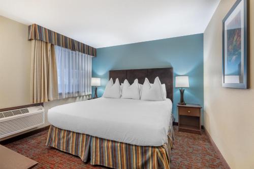 Best Western Windsor Inn - image 14
