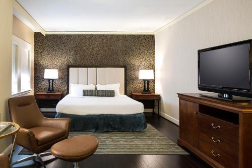 The Whitehall Houston in Houston