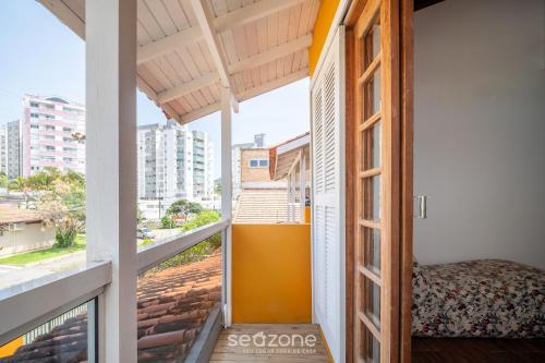 Balcony/terrace, Apto charmoso a poucos minutos da UFSC ITB0057 in Itacorubi