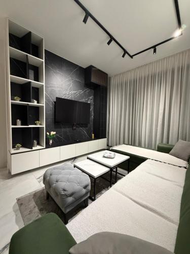 Sky Lux Bulevar