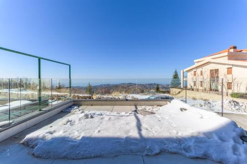 Faqra -2BR Hideaway in Kfardebian