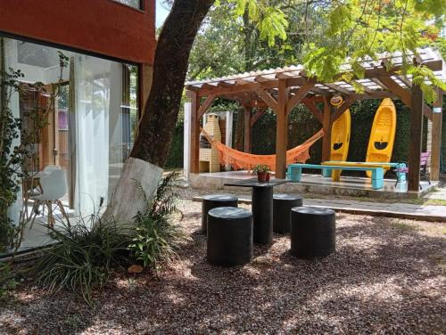 Casa com spa hidromassagem – khách sạn tại São João do Rio Vermelho