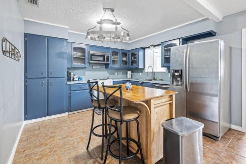 4 Bedroom Home in Sulphur La in Carlyss (LA)