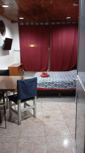 Che Lolita house 4 in Floresta