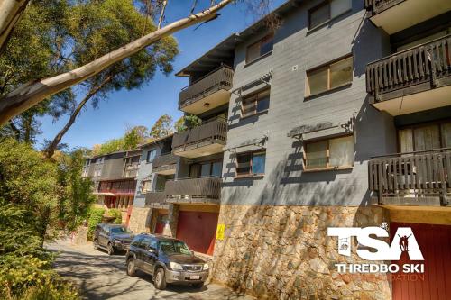 Mowamba E6 - Chalet - Thredbo
