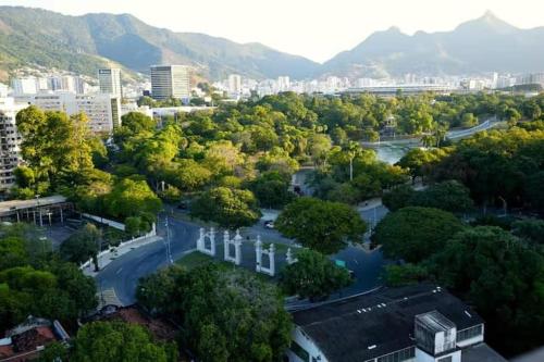Alto SC 512 · Studio novo com piscina proximo ao Maracana e UERJ in Sao Francisco Xavier