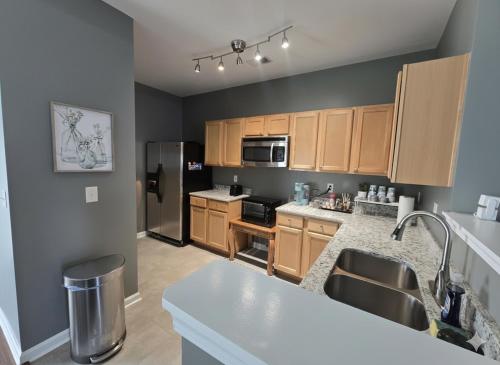 厨房, Entire home best place to stay in ATL 1BR ,wifi ,parking in 阿特波罗(GA)