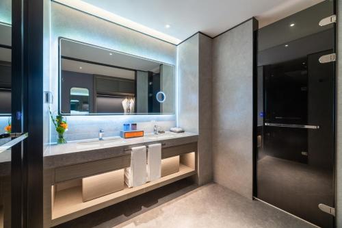 Novotel Jinan North Down Town – Jinan, WV
