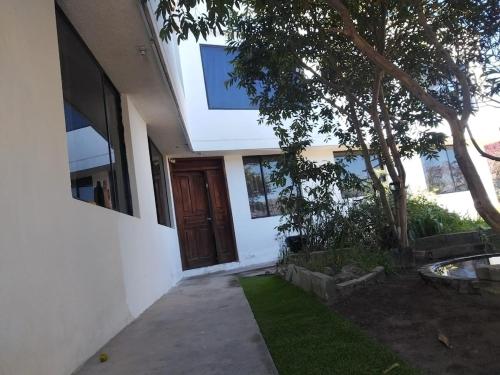 Casa completa de 4 habitaciones cerca a la Mitad Del Mundo in San Antonio de Pichincha