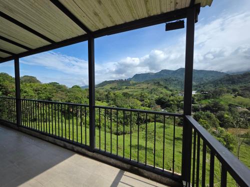 FINCA DE RECREO y DESCANSO in Andes
