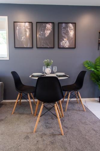 City Central Hideout | Modern Comfort in CBD