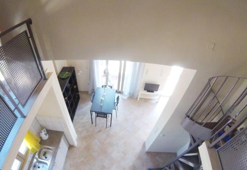 Arapakis Apartment