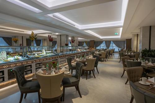 VALY Hotel 5