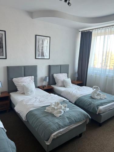 Hotel Twist - image 12