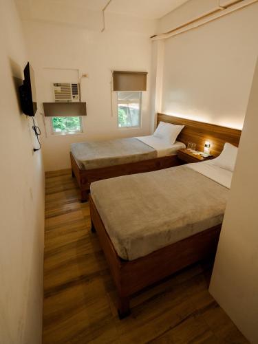 Bay View Inn Room Type - Standard Twin Room