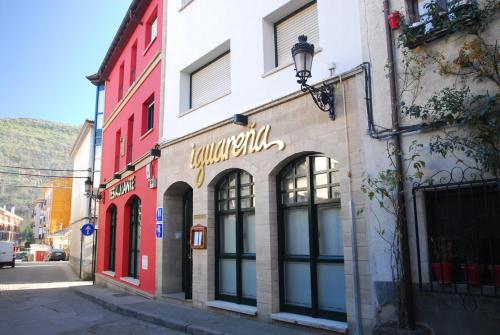 Hotel Iguareña