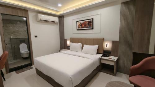 room detail thumbnail 0