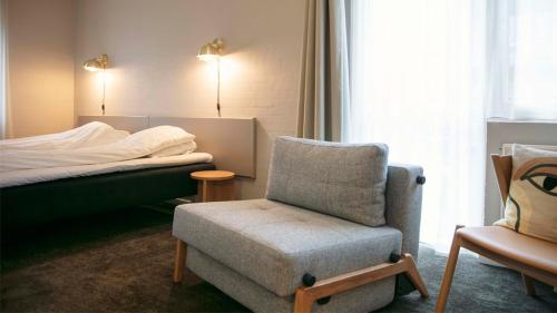 2 twin beds