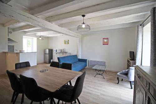 Gite Les Champs N°4 in Saint-Mathieu