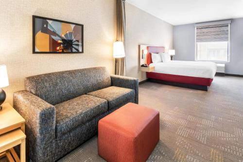 Home2 Suites By Hilton Dallas Grand Prairie - image 9