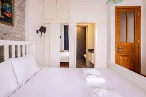 Cozy Intimate 2BD2Bath Galata Tower Home! #410 - image 13
