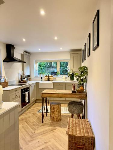 Létesítmények, Boho Chic Cottage & Wild Garden nr Soho Farmhouse in Steeple Aston