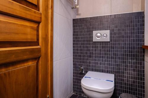 Cool Authentic 2BD2Bath Galata Tower Home! #413 - image 2