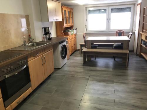 Cosy Apartment bei Kassel 9 Personen 130qm 5 Zimmern in Sohrewald