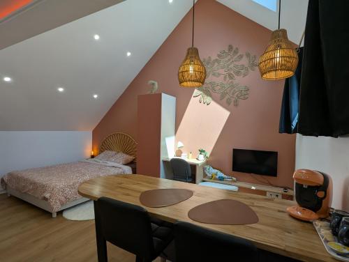 La Suite - Résidence Chez Gally à Angers (La Suite - Residence Chez Gally a Angers) in Les Ponts-de-Ce