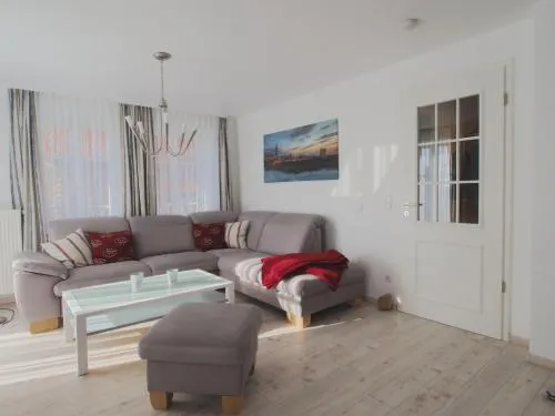 Villa Smidt Fewo 3 in Warnemünde, Deutschland