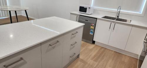 Room In Dubbo With Queens Beds in Dubbo