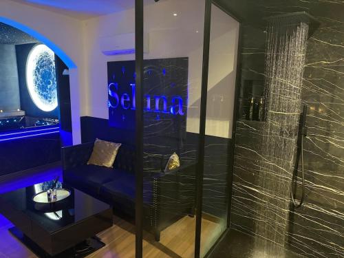 Seluna Love-room in Espondeilhan