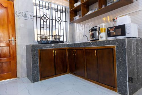 ห้องครัว, Sastar Homes in อีริงกา
