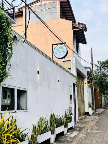 Zeleny Apartments in Nugegoda Area