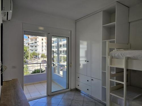 Sea View Holiday Apartment in Saranda 110 - image 4