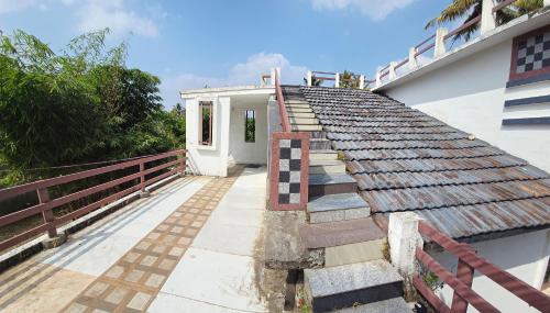3 bedrooms, 3 beds