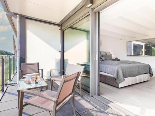 Prora - Ferienwohnung mit 2 Balkonen - Kapitanskajute in Prora
