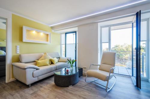 Prora - Apartment mit Meerblick und Strandkorb am Strand - Sanddüne in Binz, Deutschland