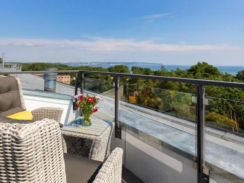 Prora - Apartment mit privater Dachterrasse - Sky Suite Proradies in Binz, Deutschland