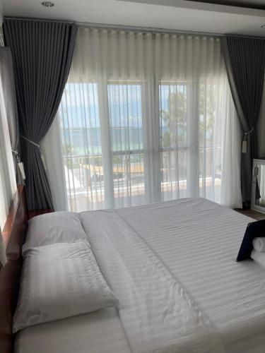 Maykenn Beach Resort