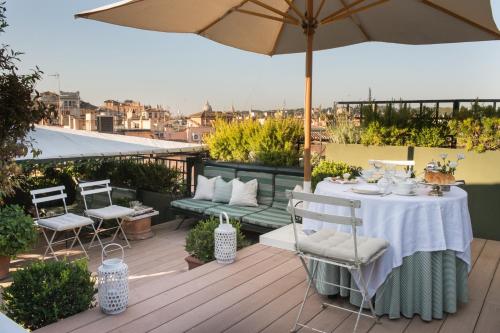 Residenza Napoleone III Residenza Napoleone III is a popular choice amongst travelers in Rome, whether exploring or just passing through. The hotel offers a wide range of amenities and perks to ensure you have a great time. 