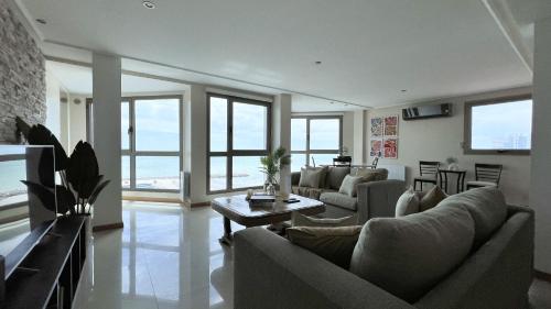 Depto Falucho - Depto Vista al Mar zona Playa Varese para 5 PAX - Hola Sur