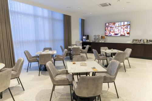 ห้องอาหาร, Hotel Allegra in ปริสตินา