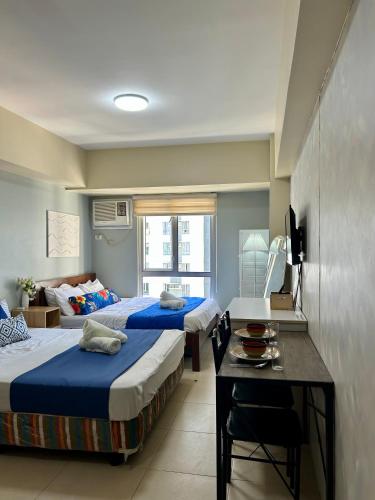 room detail thumbnail 1