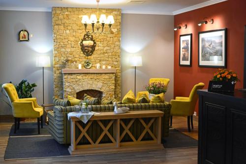 共用Lounge/電視區, Premier Hotel Pochaiv in 波查伊夫