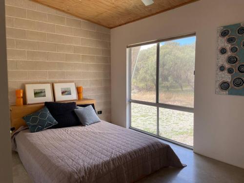 Sampson Retreat in Myponga Beach