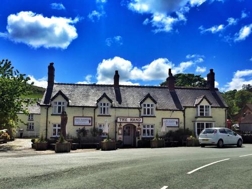 The Hand at Llanarmon - image 7