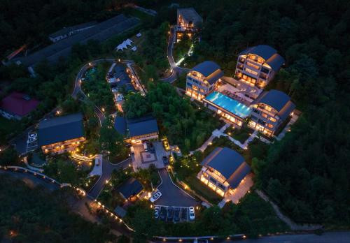 Anji Peiyi Lingfeng Vacation Hotel